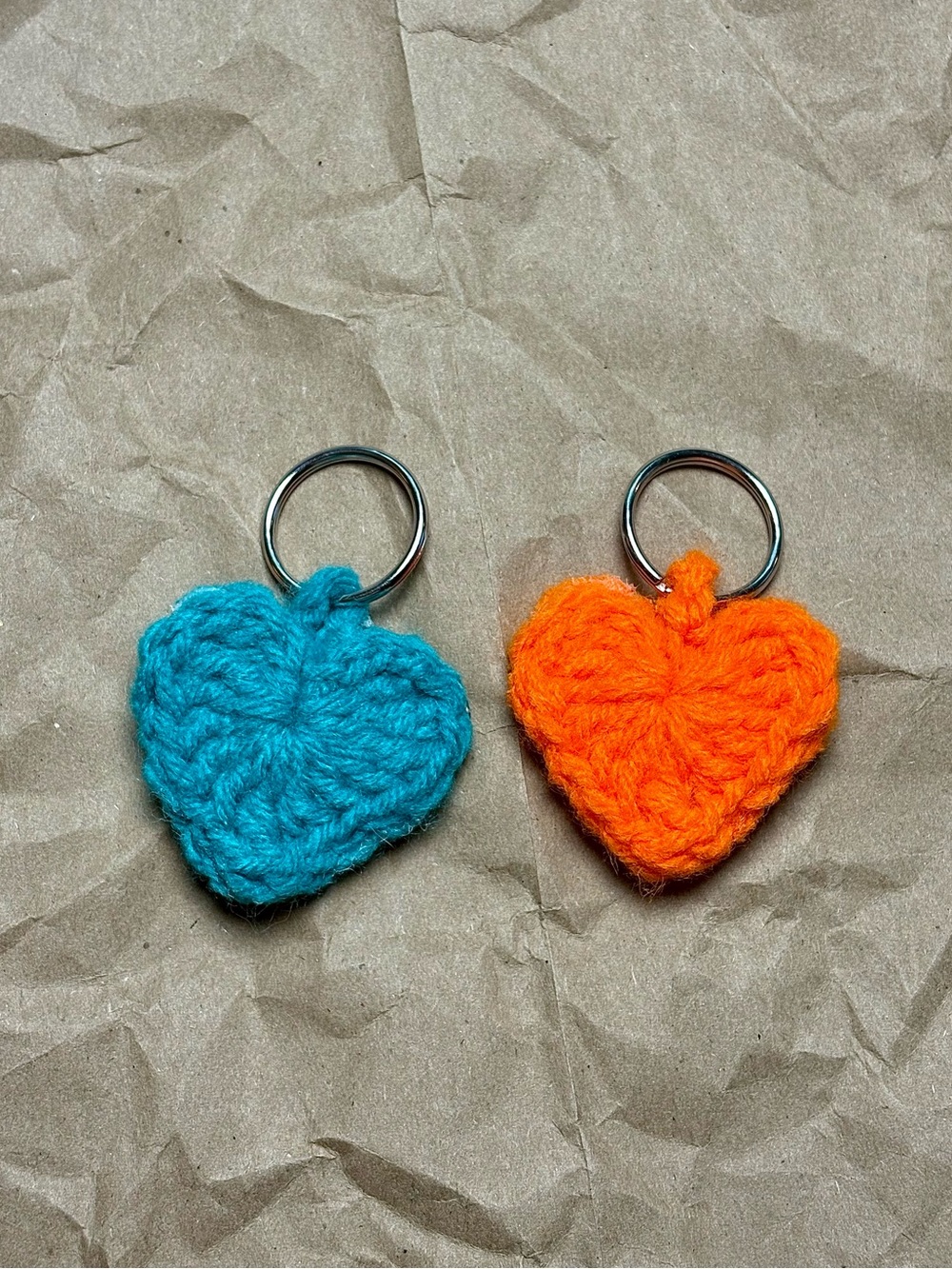 Heart Crochet Bag Charm Keychain – Set of 2 – Orange & Teal – Dopamine Gift